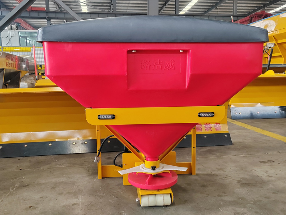 0.3立方壁掛式撒布機